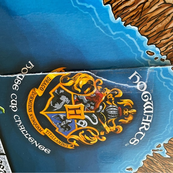 Hogwarts House Cup Challenge Harry Potter Adventure Board Game Hard to Find - Picture 4 of 9